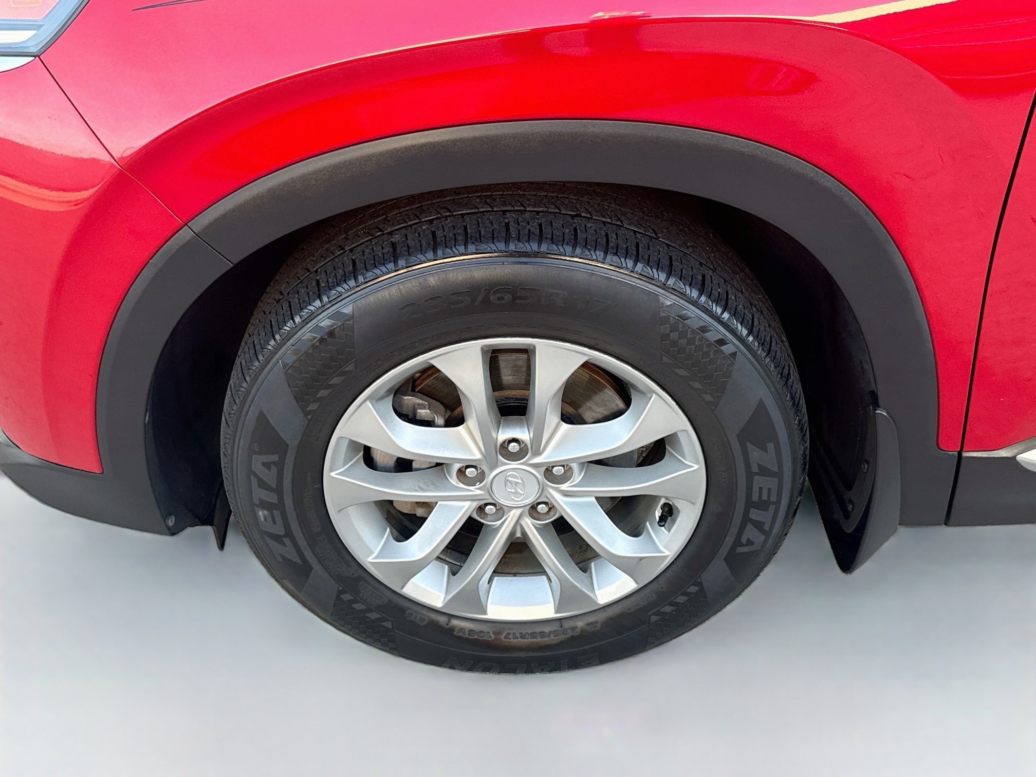 Used 2020 Calypso Red Hyundai SE image 34