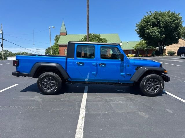 New 2026 Hydro Blue Pearl-Coat Exterior Paint Jeep Sport S image 8