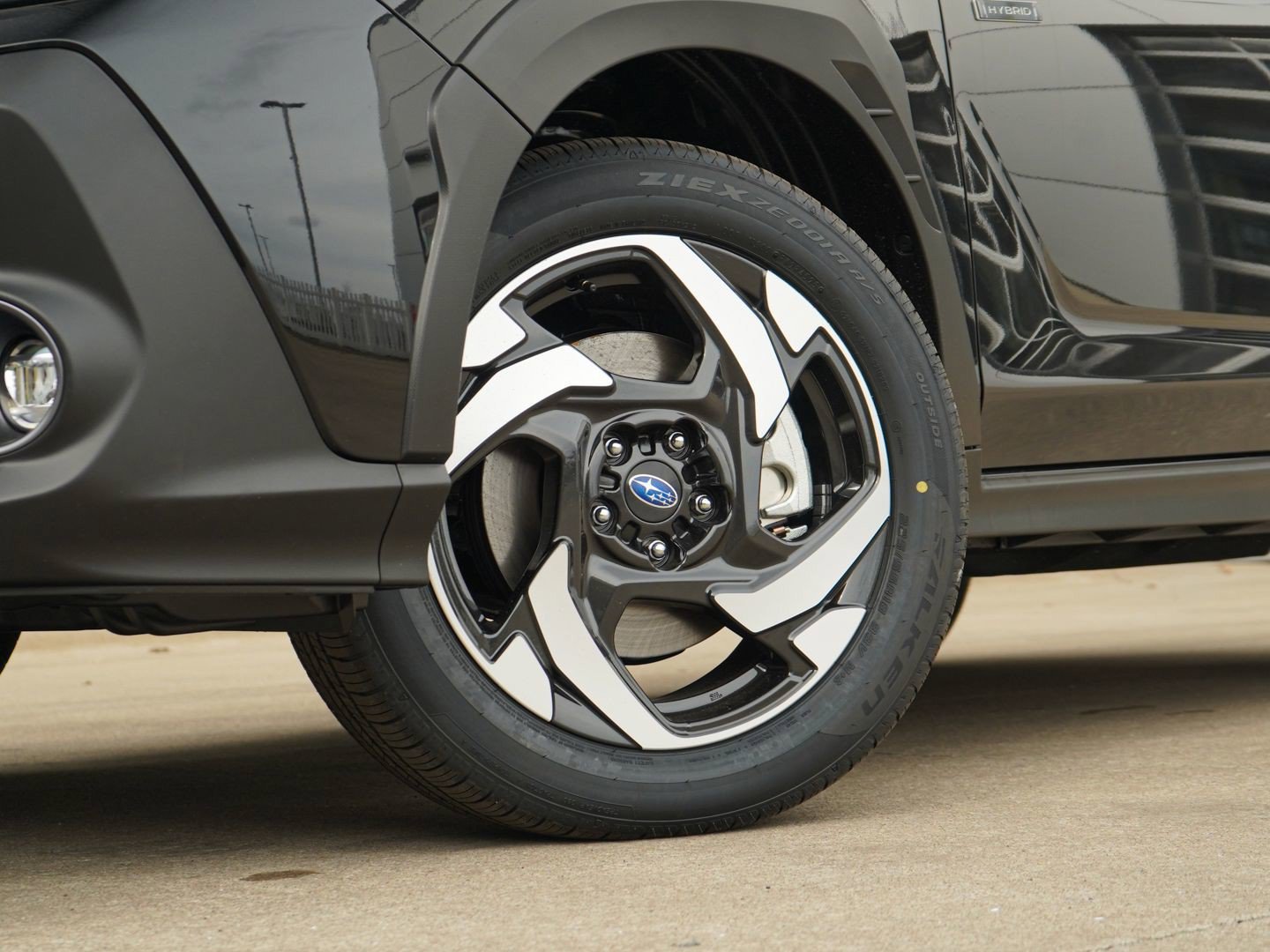 New 2026 CRYSTAL BLACK SILICA Subaru Limited Hybrid image 6
