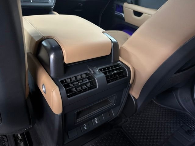 New 2026 Borasco Grey Land Rover X-Dynamic SE image 16