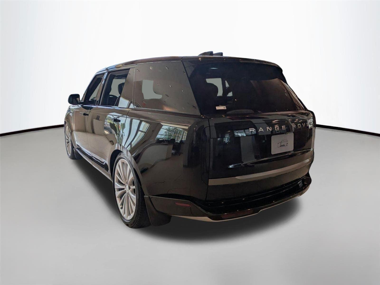 New 2025 Santorini Black Land Rover Autobiography image 7