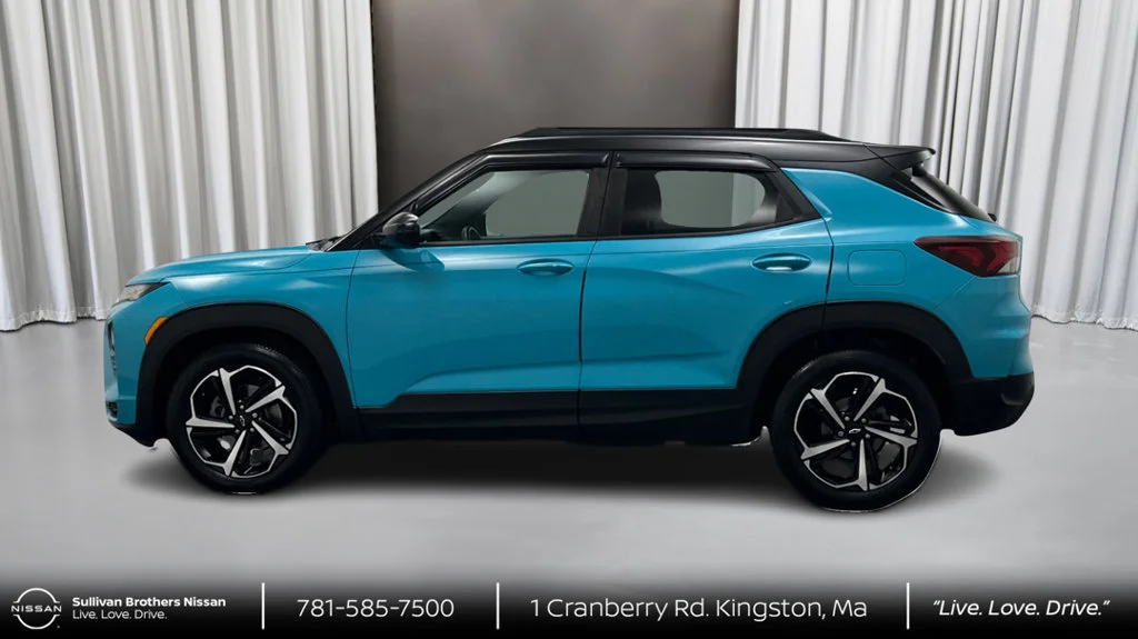 Used 2022 Blue Chevrolet RS image 8