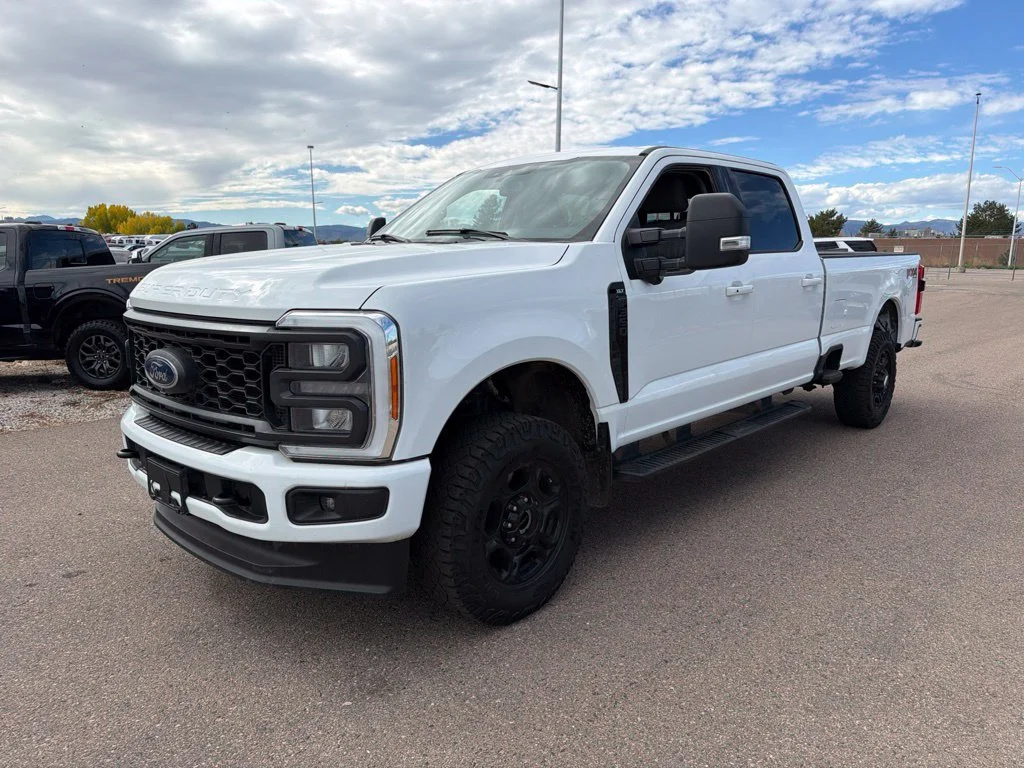 Used 2023 White Ford XLT image 3