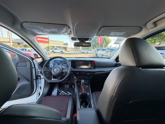 New 2027 Aspen White TriCoat / Super Black Two-tone Nissan SR image 35