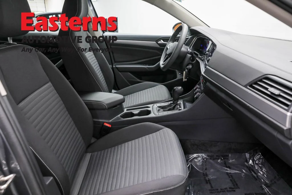 Used 2023 Gray Volkswagen 1.5T S image 23