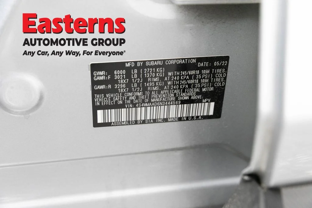 Used 2022 Silver Subaru Base image 33