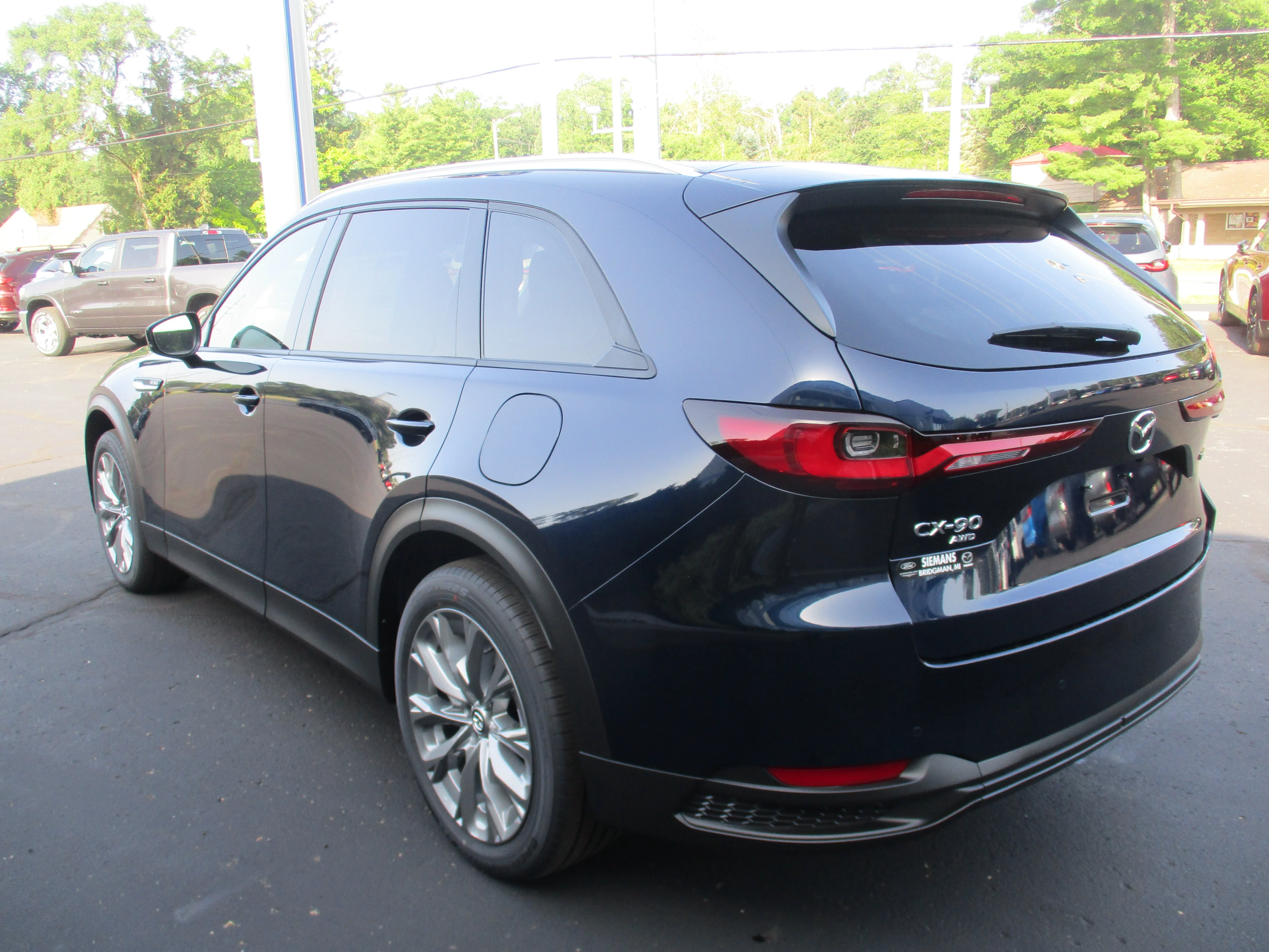 New 2026 Deep Crystal Blue Mica Mazda 3.3 Turbo Preferred AWD image 36