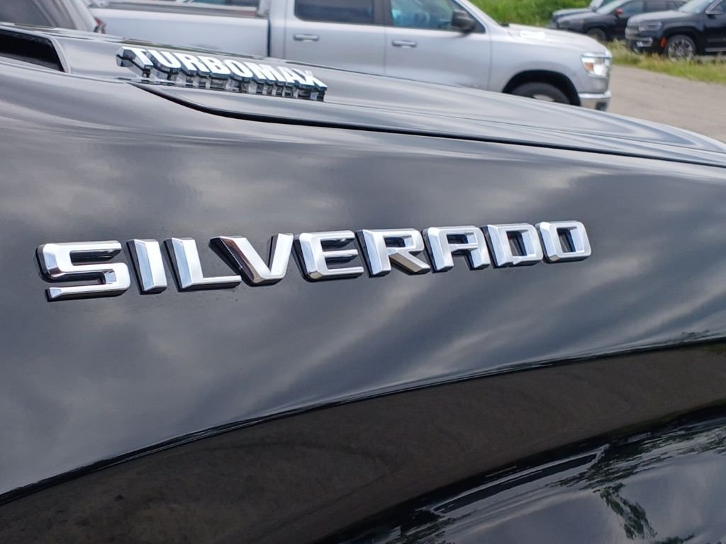 Used 2026 Black Chevrolet RST image 34