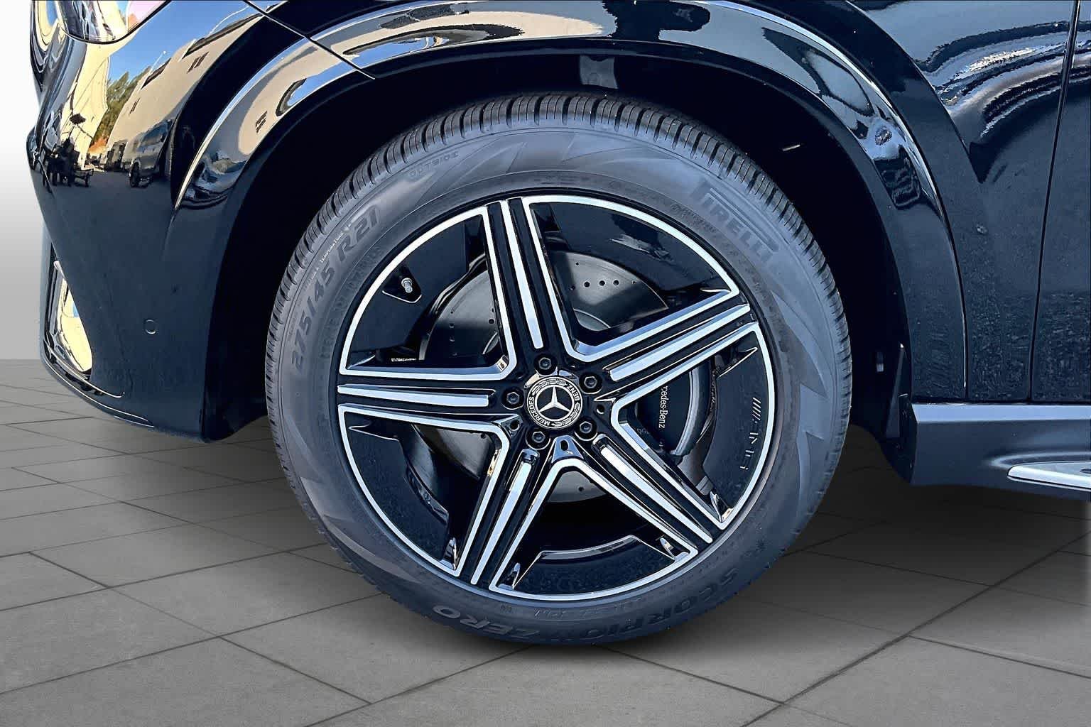 Used 2026 Obsidian Black Metallic Mercedes-Benz GLE 450 image 11