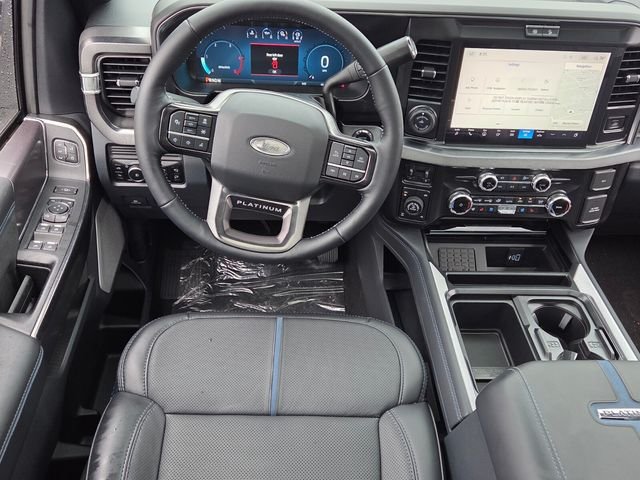2026 Ford F-250 Super Duty Platinum - Photo 14