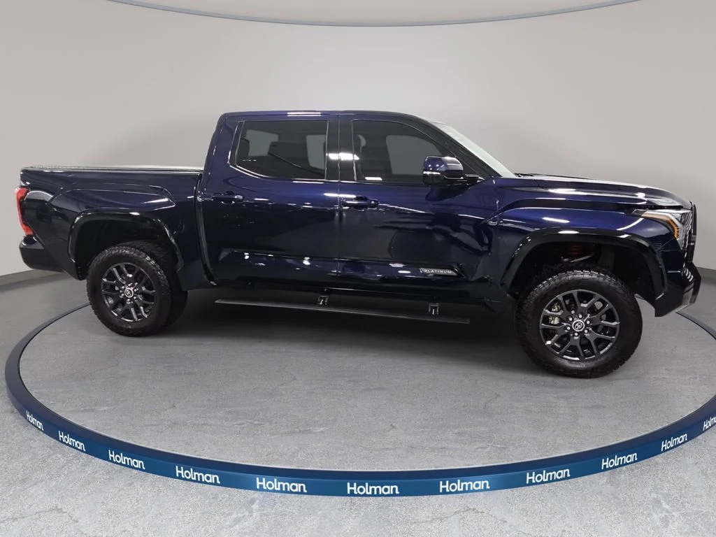 Used 2023  Toyota Platinum image 5
