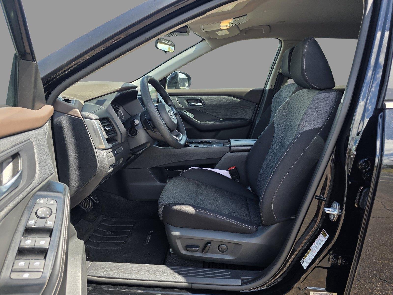 Used 2023 Super Black Nissan SV image 20