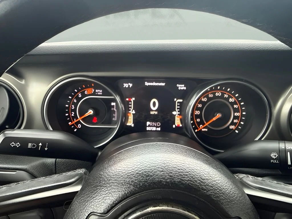 Used 2018 Orange Jeep Unlimited Sport S image 13
