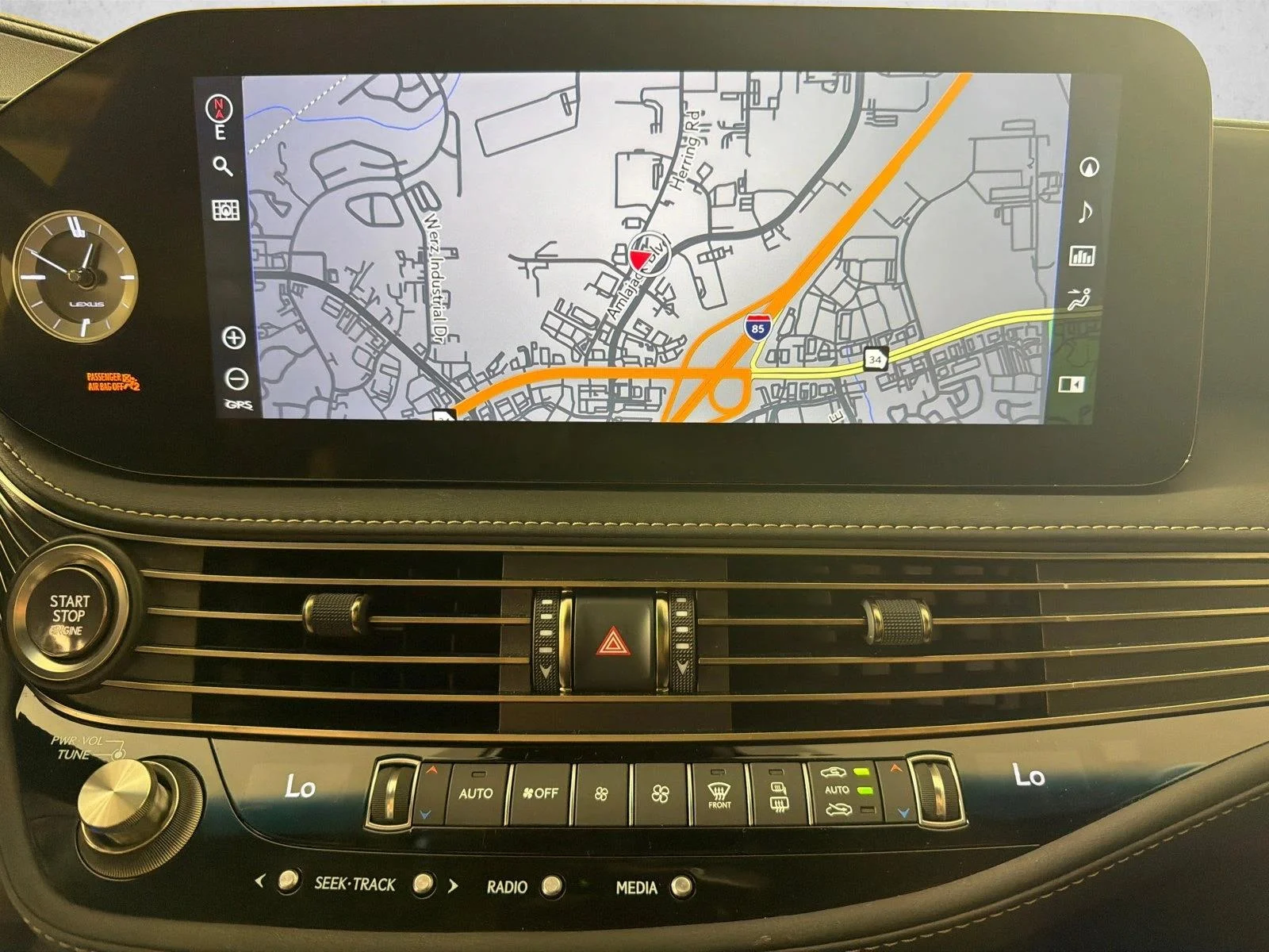 Used 2022 White Lexus LS 500 image 3