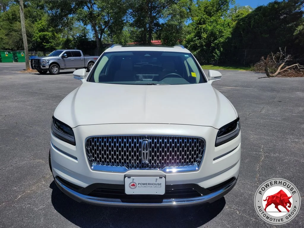 Used 2023 White Lincoln Reserve image 10