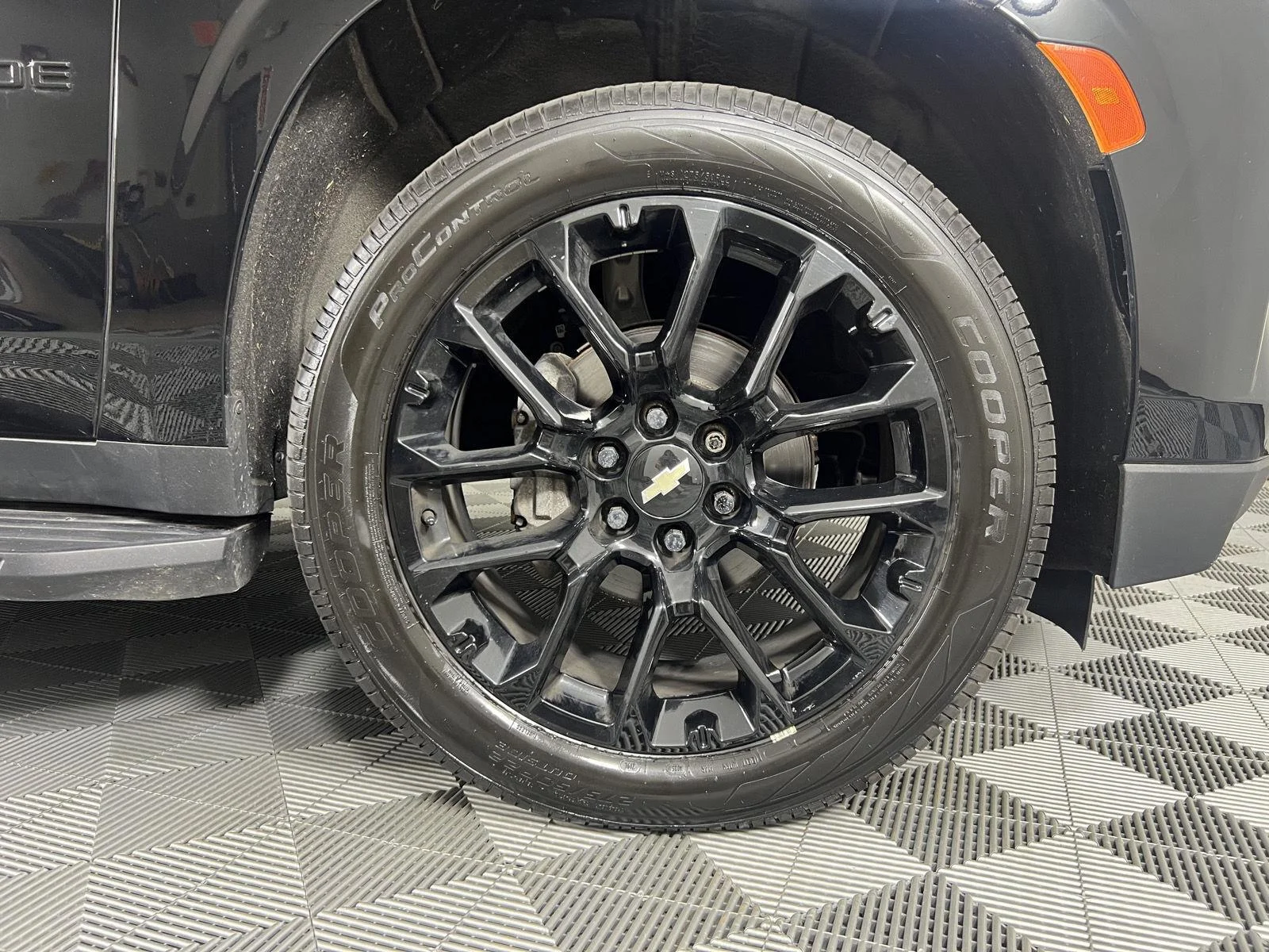 Used 2023 Black Chevrolet Premier image 13