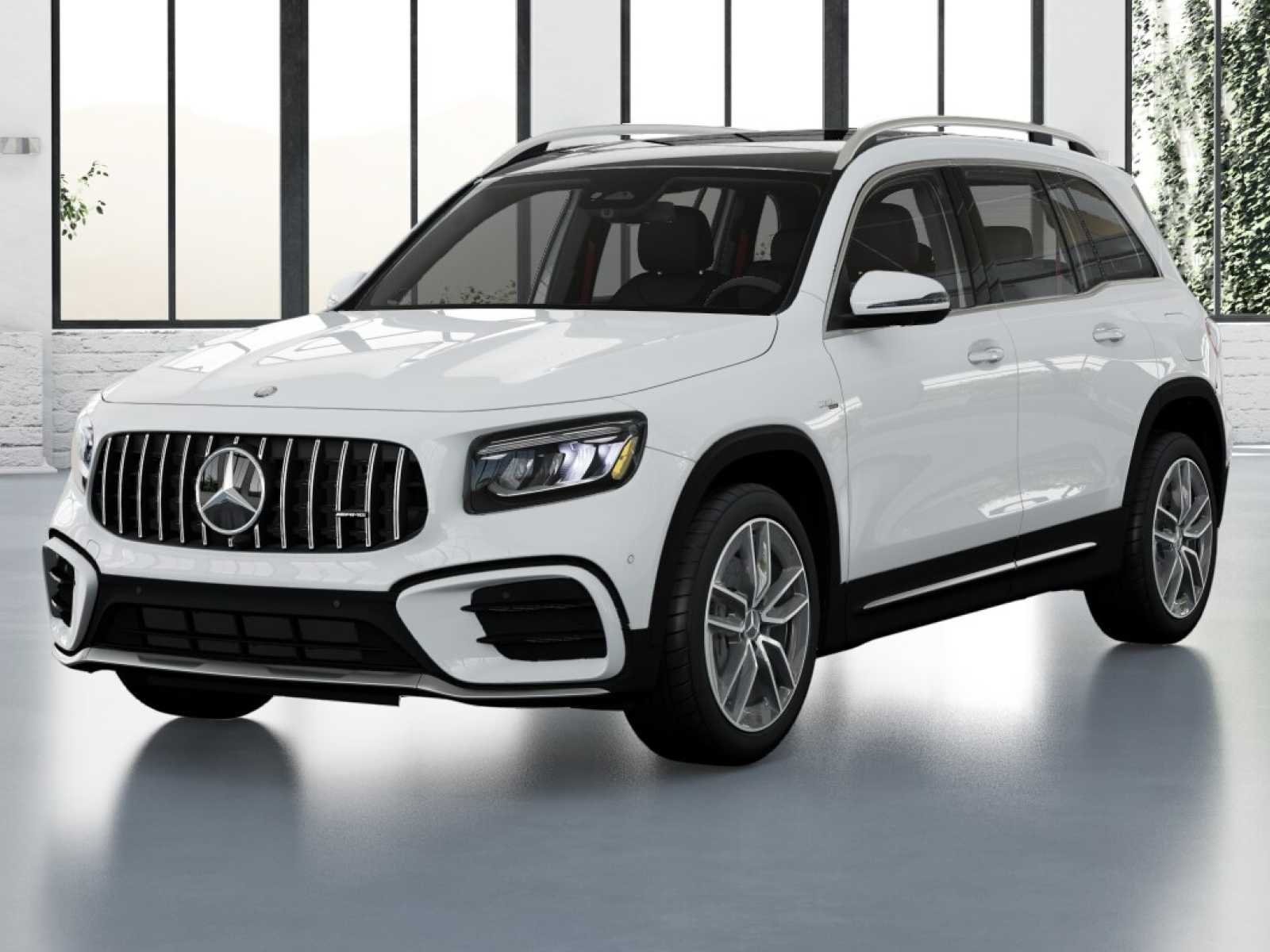 2026 Mercedes-Benz GLB GLB 35 AMG 4MATIC's photo