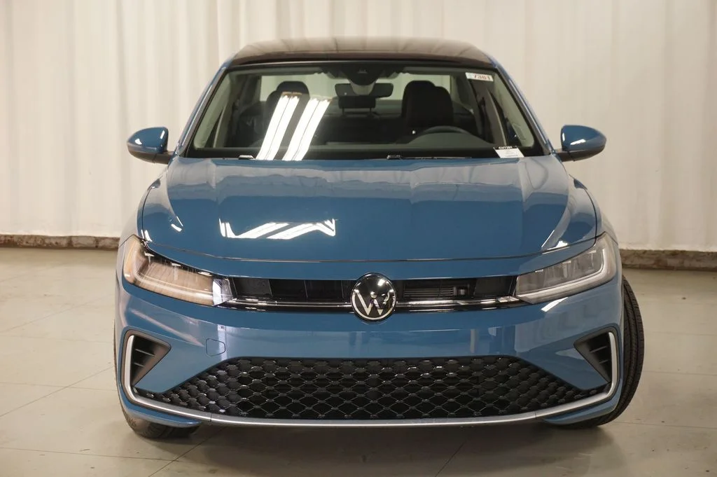 New 2026 Monterey Blue Pearl Volkswagen 1.5T SE image 5