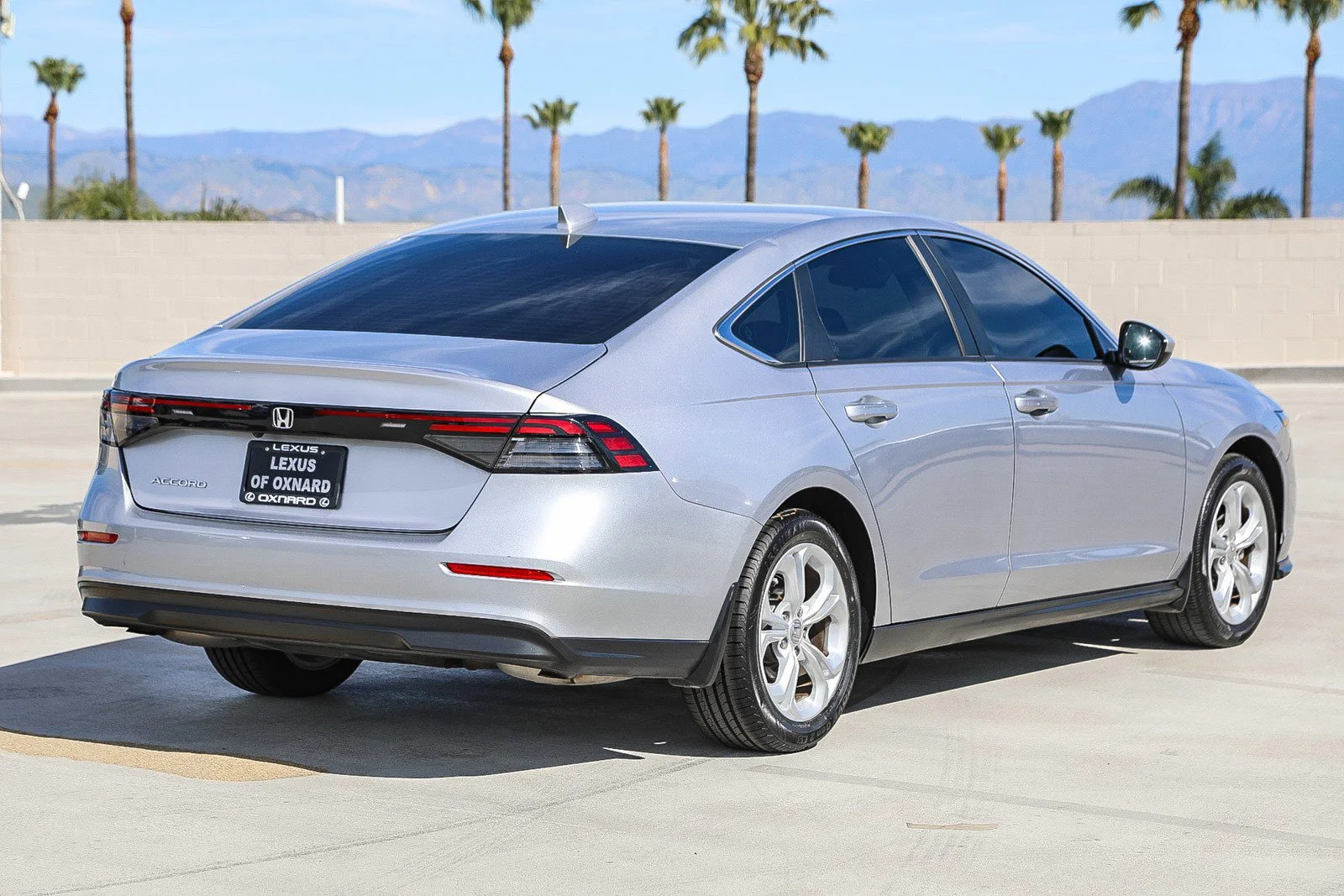 2024 Honda Accord LX - Photo 6