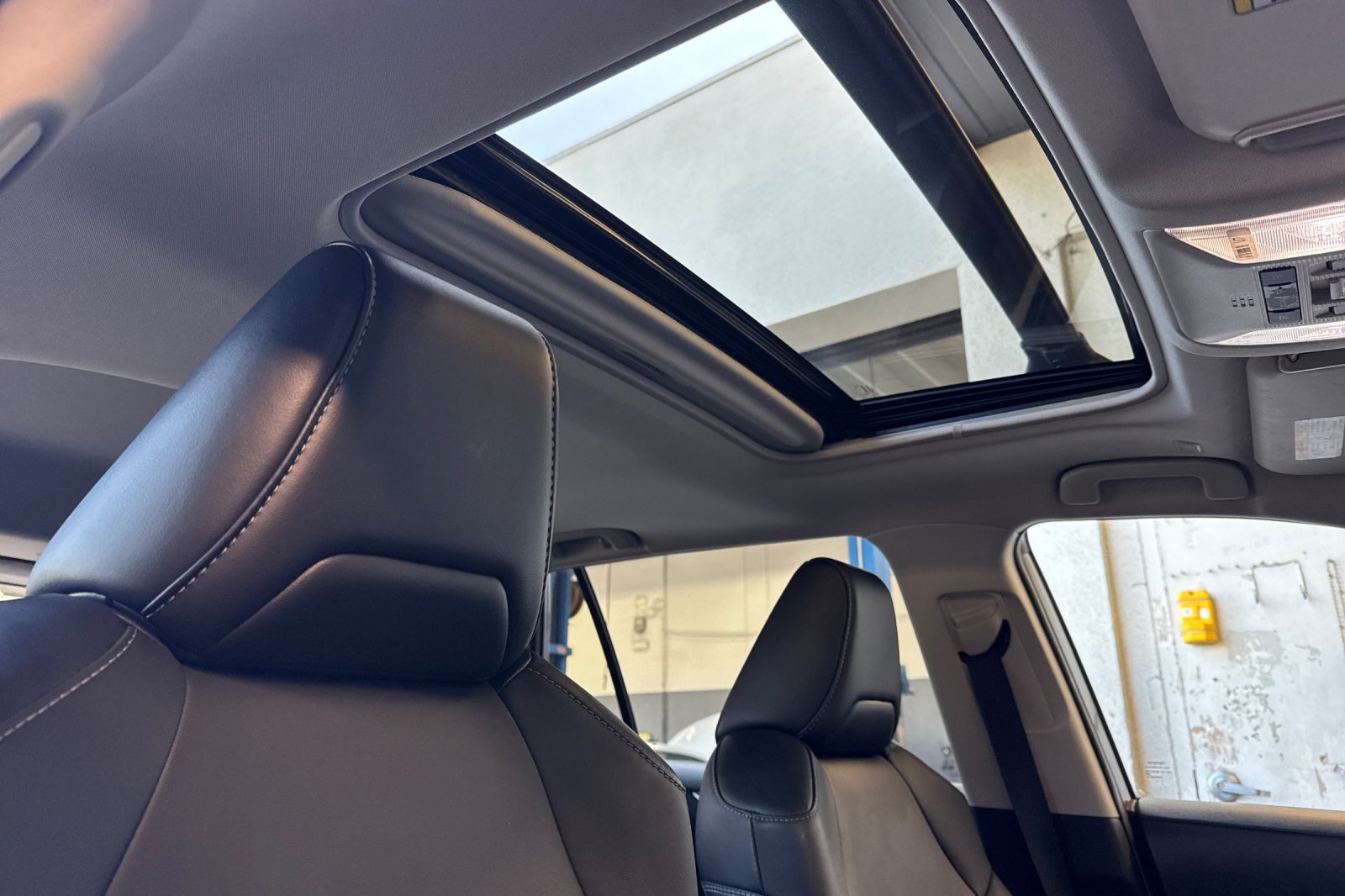 Used 2023 Gray Toyota XLE Premium image 22