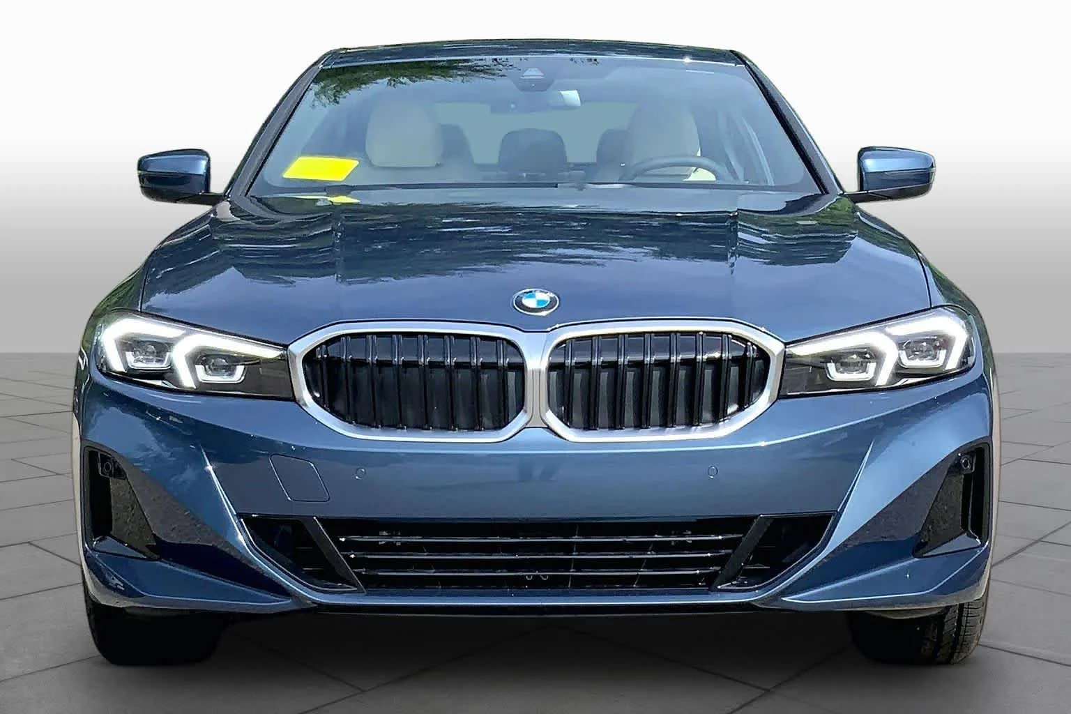 New 2026 Arctic Race Blue metallic BMW 330i xDrive image 3