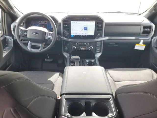 New 2026 Oxford White Ford XLT image 12