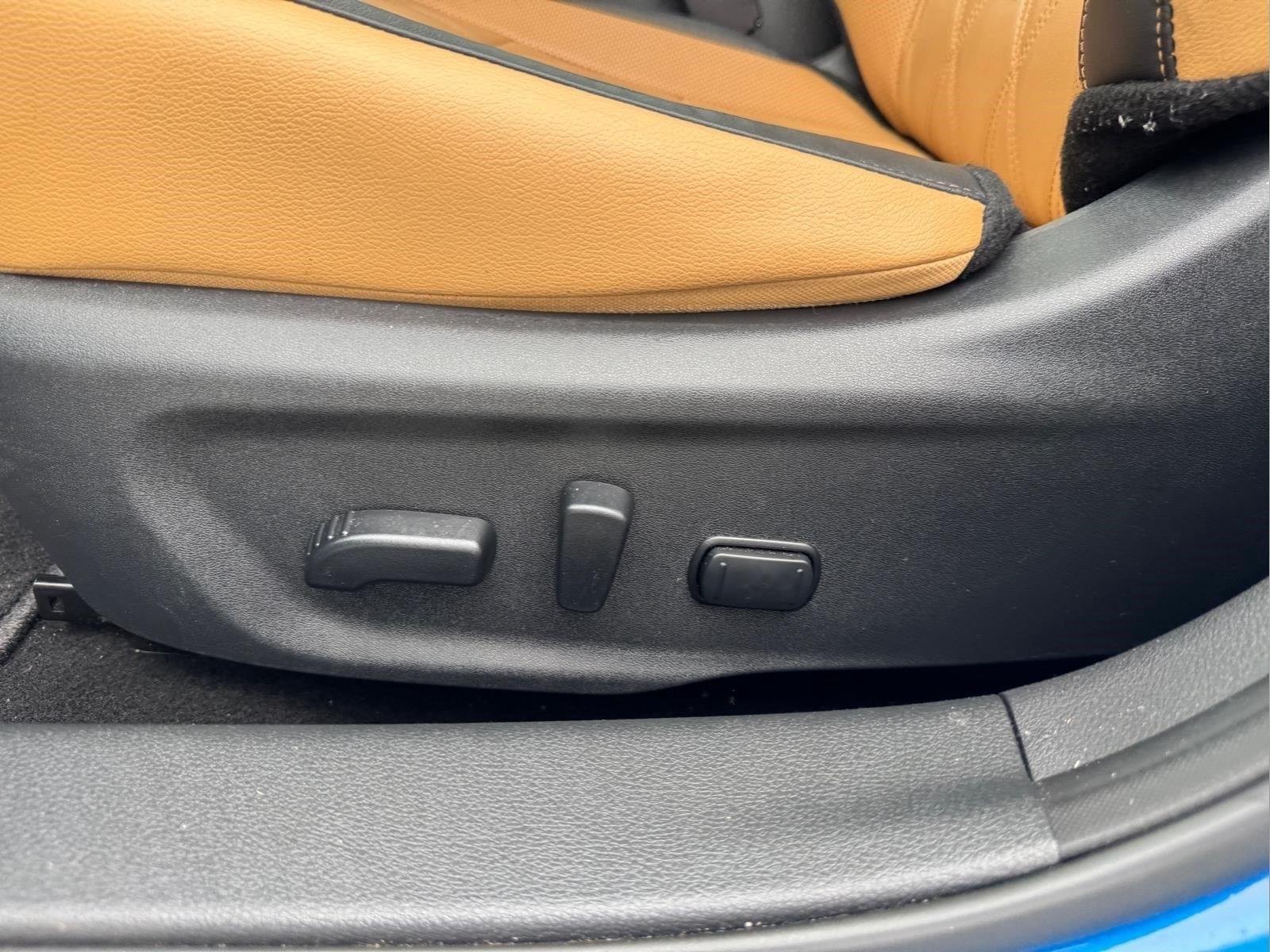 Used 2021 Electric Blue Metallic Nissan SV image 16