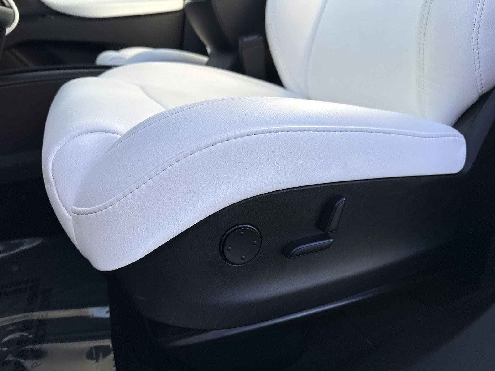 Used 2018 Pearl White Multi-Coat Tesla P100D image 10