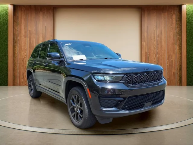2025 Jeep Grand Cherokee Altitude 4x4