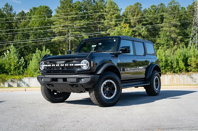 2026 Ford Bronco Outer Banks®