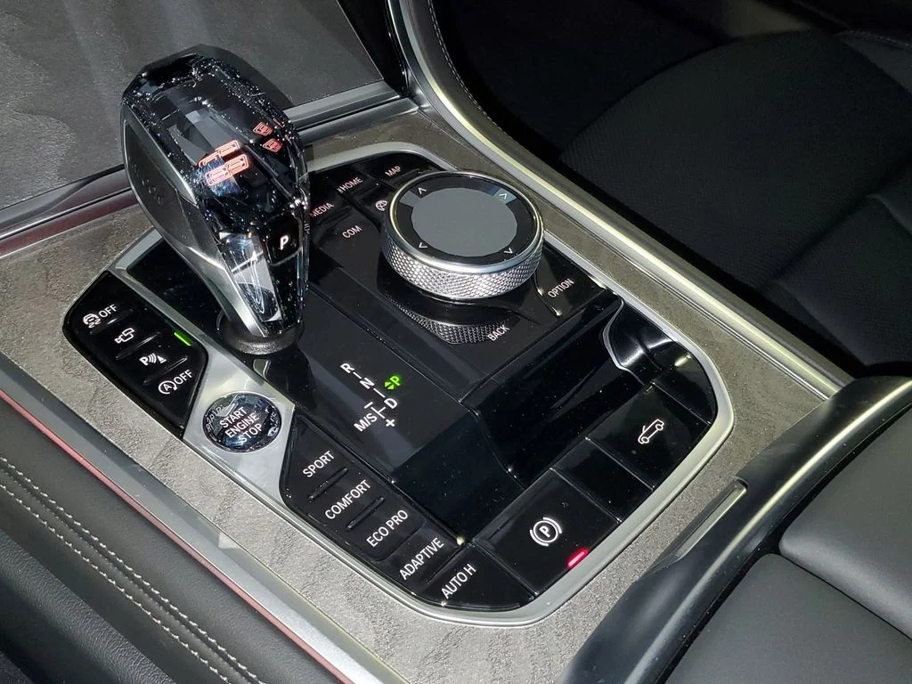 New 2026 Black Sapphire Metallic BMW 840i image 24