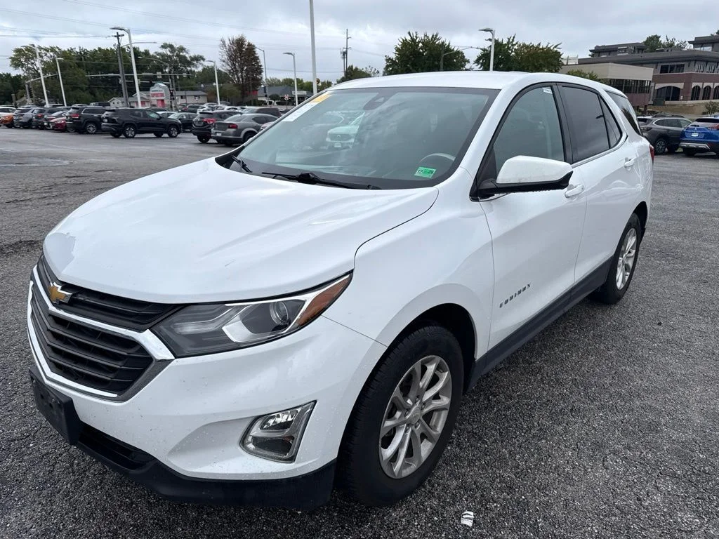 Used 2020 White Chevrolet LT image 4