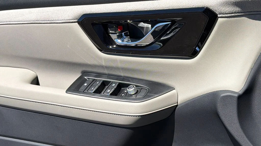 New 2026 DAYBREAK BLUE PEARL Subaru Limited Hybrid image 22