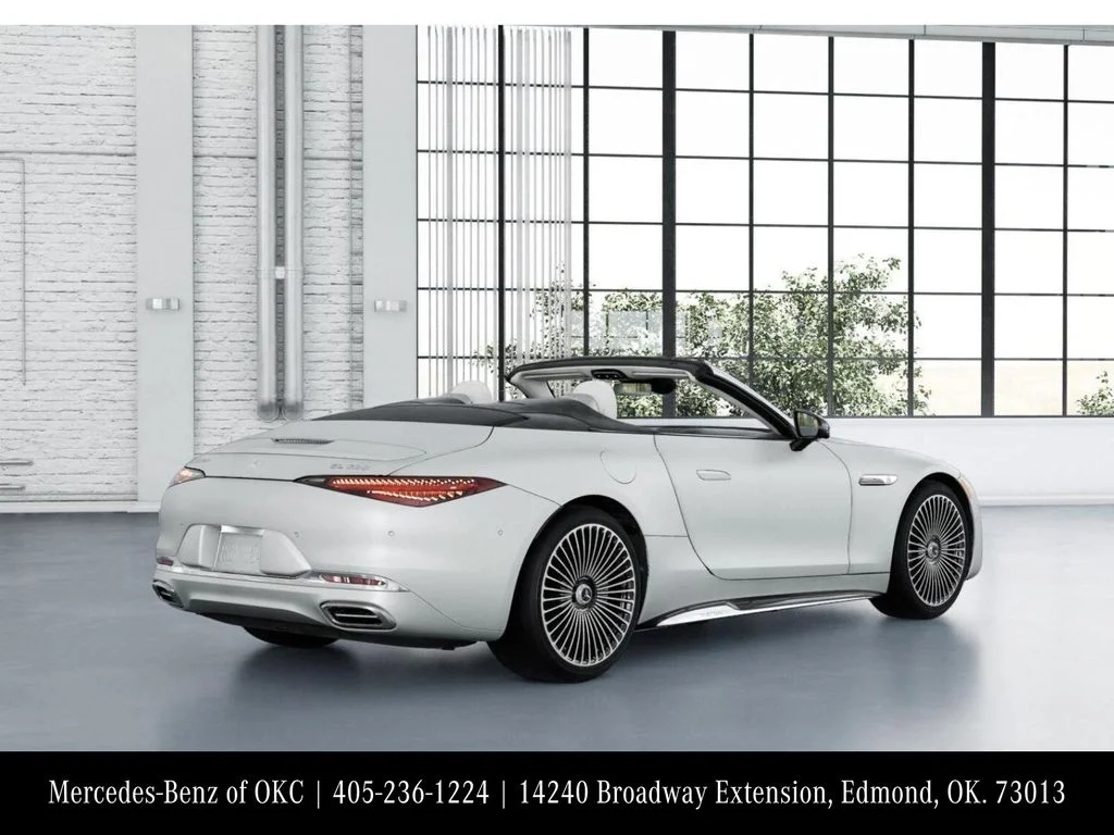 New 2026 MANUFAKTUR moonlight white magno (White Ambiance) Mercedes-Benz Maybach SL 680 image 21