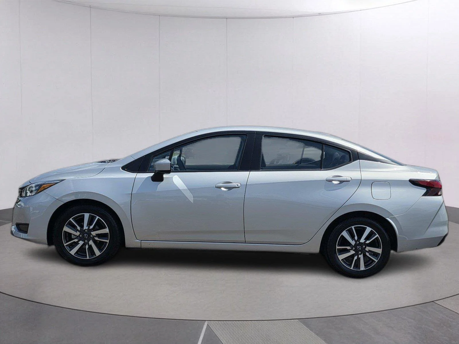 Used 2025 Brilliant Silver Metallic Nissan SV image 8