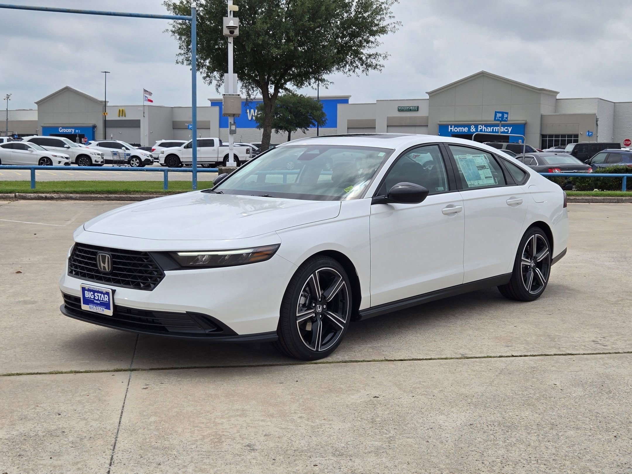 New 2026 Platinum White Pearl Honda SE image 8