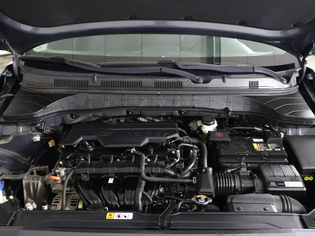 Used 2022 Gray Hyundai SEL image 22