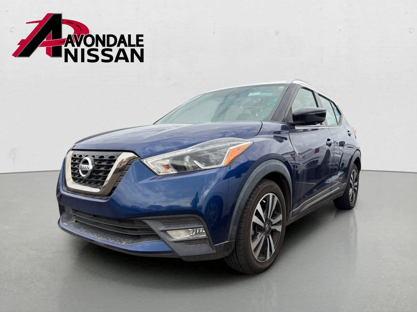 Used 2019 Nissan Kicks SR with VIN 3N1CP5CU7KL491308 for sale in Avondale, AZ