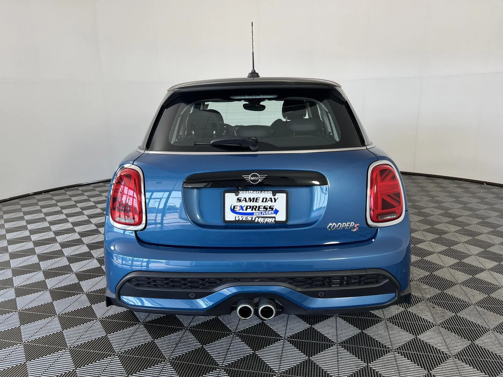 Used 2024 Island Blue Metallic MINI Cooper S image 4