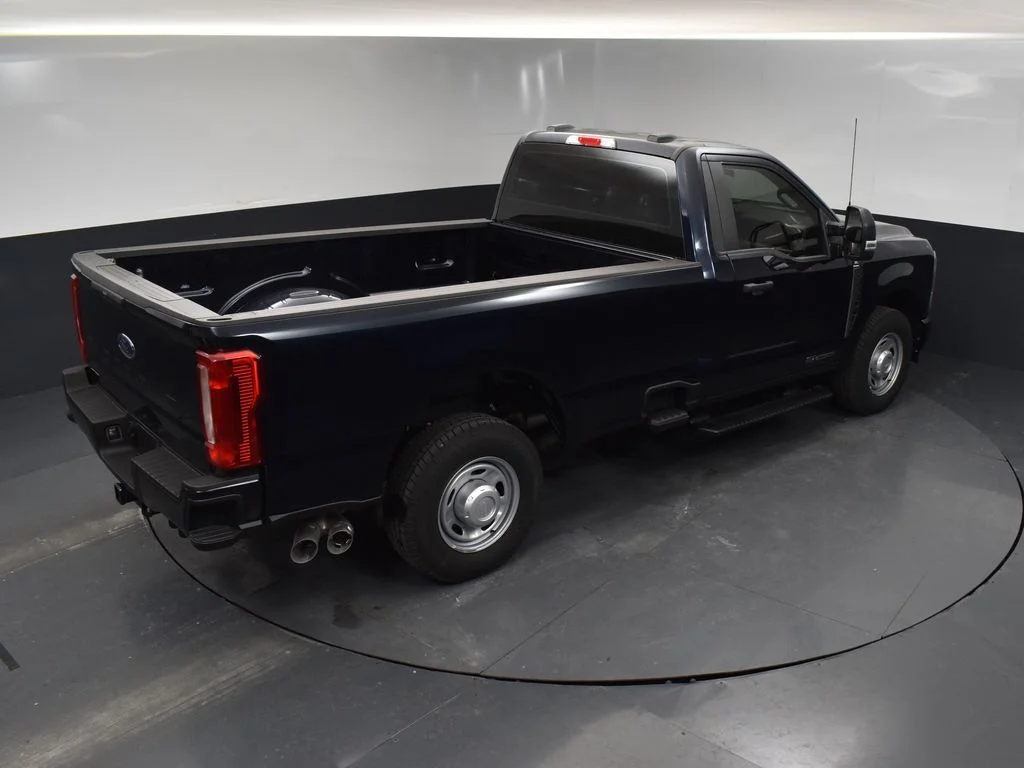 2025 Ford F-250 Super Duty XL - Photo 35