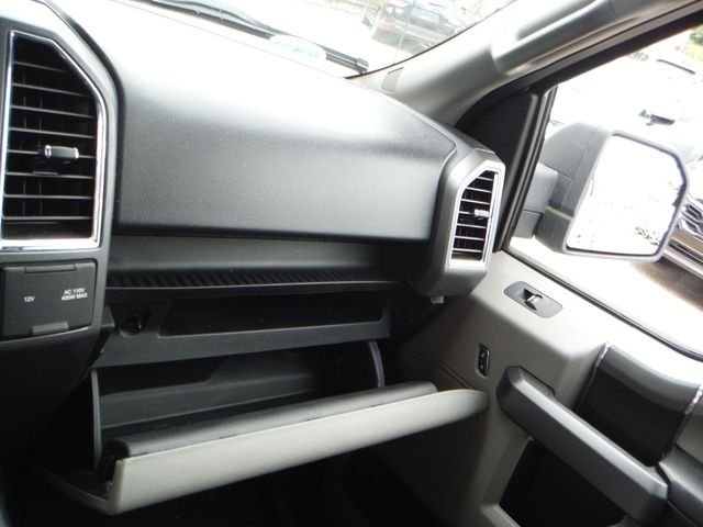 Used 2015  Ford XLT image 32
