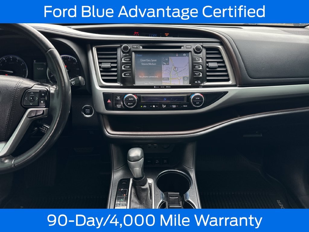 Used 2019 Black Toyota XLE image 19