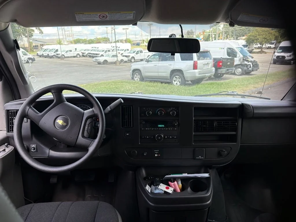 Used 2024 Summit White Chevrolet WT image 18