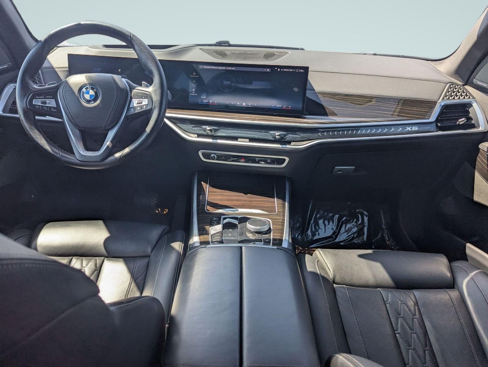 Used 2025 Blue BMW xDrive50e image 20