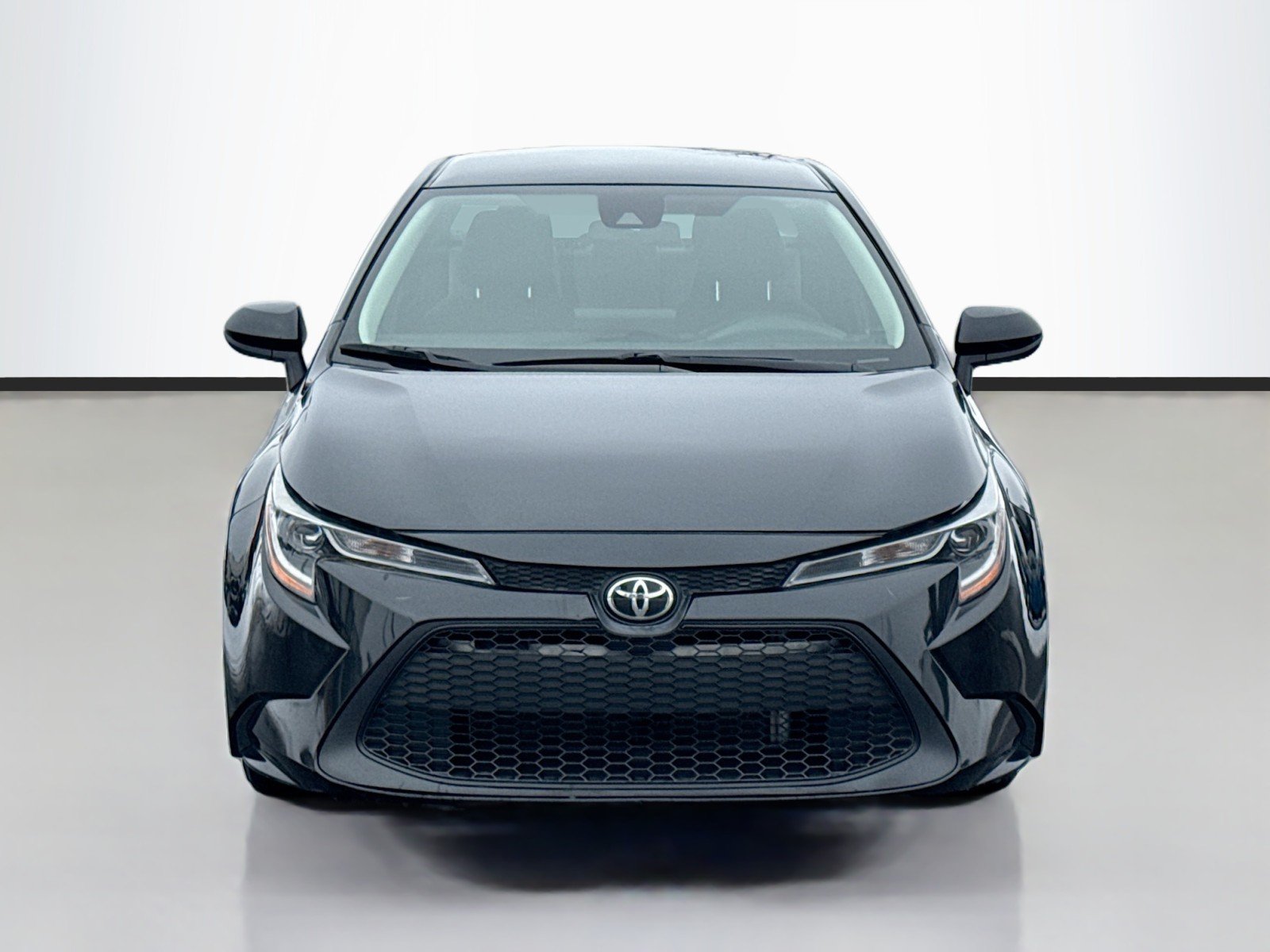 Used 2022 Toyota Corolla L with VIN 5YFDPMAE5NP312956 for sale in Madison, IN
