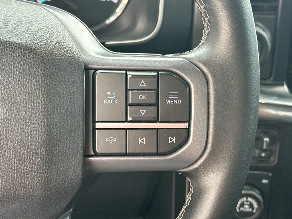 Used 2023 Oxford White Ford XLT image 20