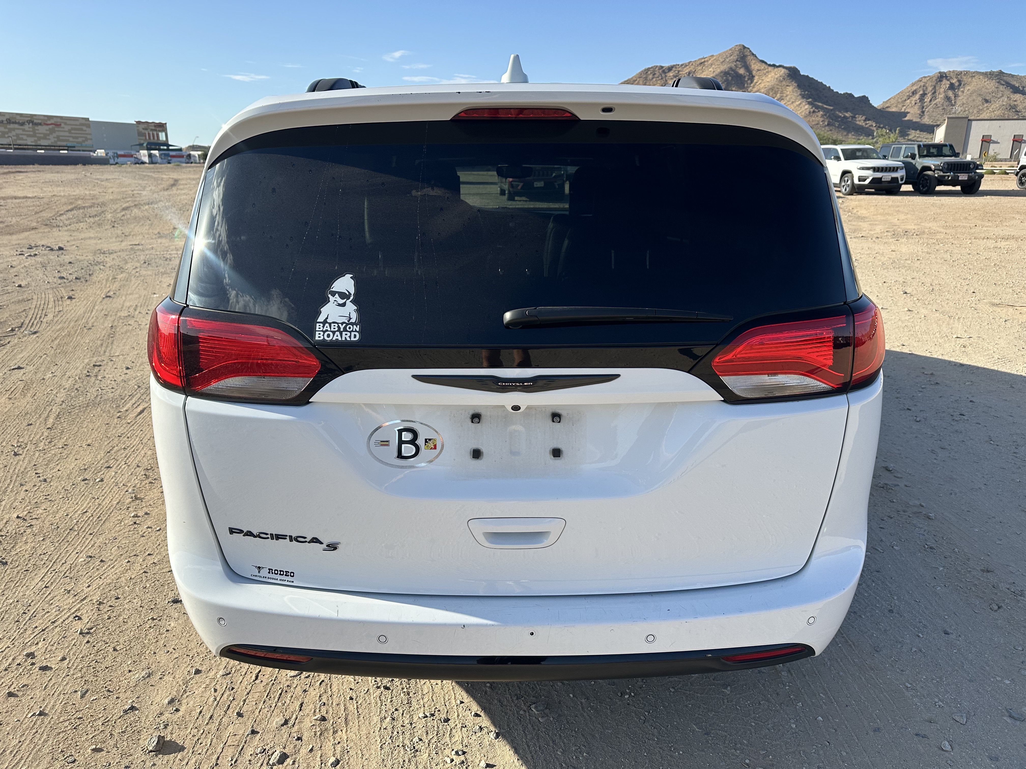 Used 2020 Bright White Clearcoat Chrysler Touring L Plus image 4