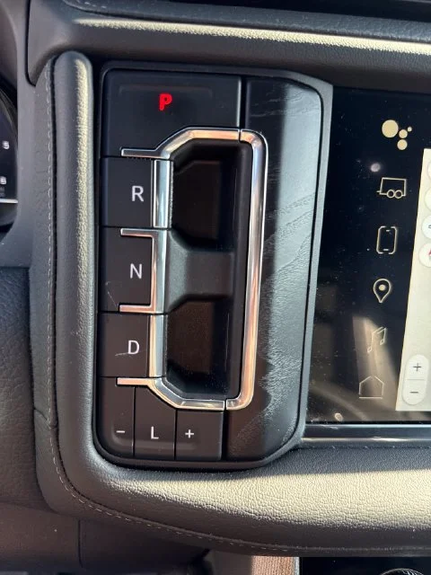 Used 2022 ONYX BLACK GMC Denali image 29