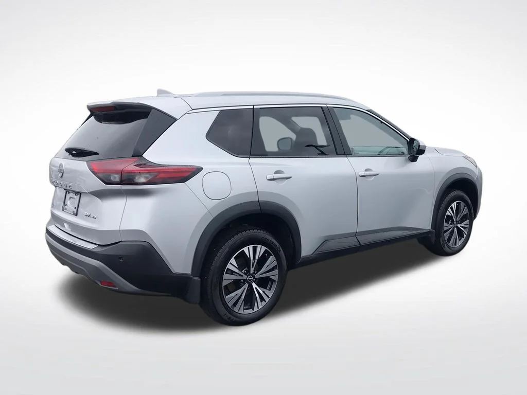 Used 2023 Silver Nissan SV image 9