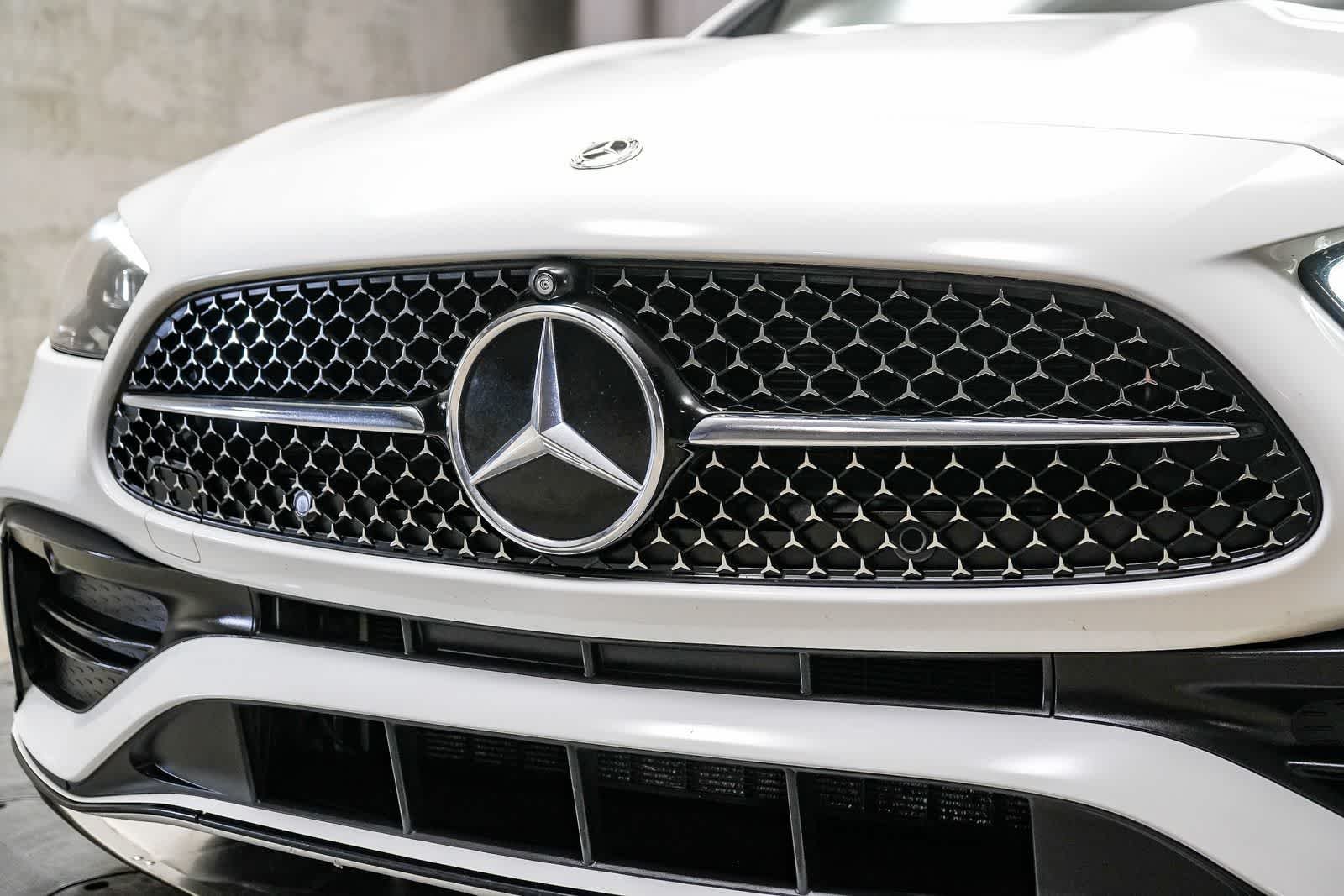 Certified Used 2023 Polar White Mercedes-Benz C 300 image 5